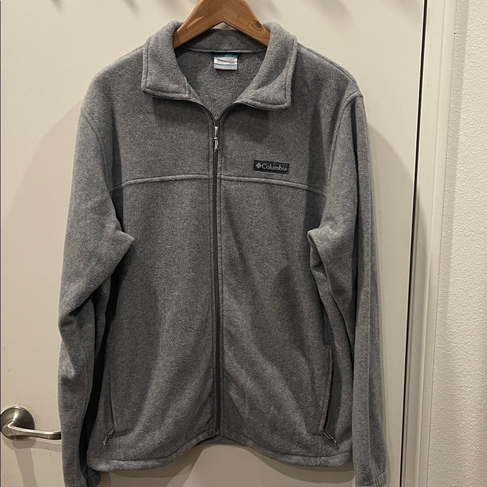 Columbia Men's Zip-Up Gray Sweater